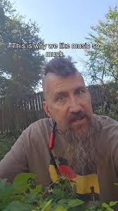 Some more music I've been listening to… What's your favourite? 🐿️ 1. Good  Health Good Wealth