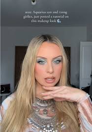 Hide Your Grown Out Roots: Quick Fixes for Blondes