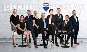 10 years experience, find expert agents to help you! Calgary Real Estate Agents Calgary Real Estate Com