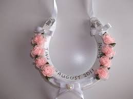 Decorated Wedding Horseshoes Wedding Horseshoes Horseshoe Crafts Horseshoe Gifts
