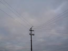 Po lewej 1200 v dc dla linii uetliberg (pantograf jest zamontowany asymetrycznie w celu pobierania prądu z tej szyny); Ise Pl Obostrzenia Linia Sn 20kv System Pas