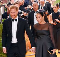 De acuerdo con información del portal usa today, el martes pasado se publicó en el diario británico the times que el. Principe Harry Publica Mensagem Romantica Para Celebrar Aniversario De Meghan Markle Estrelando