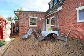 Feriengäste, die sich für einen urlaub in zentraler lage an der nordsee interessieren, sind bestens in unserer anlage haus sonnenschein in blomberg/ostfriesland aufgehoben. Fotos Ferienwohnung Norderney Im Ferienhaus Sonnenschein In Bensersiel