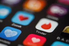 What to say on dating apps when the conversation is dragging. What You Re Tinder Profile Should And Shouldn T Say