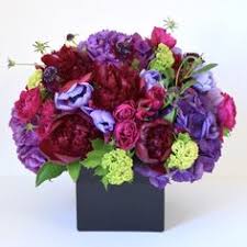 A flower delivery by ode à la rose, the florist with a french touch is the perfect choice when you need to send flowers to the upper east side. Gabriela Wakeham Floral Design Modernflowers Profile Pinterest