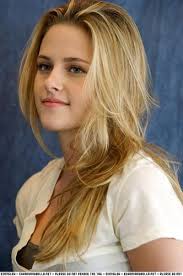 Pin By Catria Beard On Eye Candy Kristen Stewart Hair Dark Blonde Hair Color Blonde Hair Color
