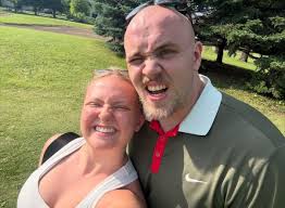 Skyler Selle and Hunter Howe's Wedding Website