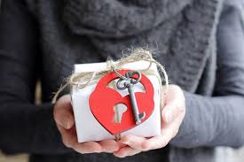 Bu ev hediyesinin bir ihtiyacı giderir olması en önemli noktadır. Ev Hediyeleri Ev Hediyesi Fikirleri Ev Hediyesi Ne Alinir Blog11