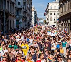 Budapest pride 2021 🏳️‍🌈🏳️‍⚧️ a beautiful route planned by @budapestpride a monumental day ahead for activists, allies & our rainbow communities across europe. Csd 2021 Termine Paraden Programm Bilder Misterb B