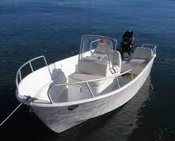 They Tend To Hold Up Better Left Exposed To The Elements Than A Quot Sofa Boat Qu Center Console Boats Center Console Fishing Boats Aluminum Fishing Boats