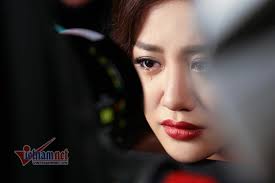 Van Mai Huong 向大家倾诉了她过去的爱情故事。