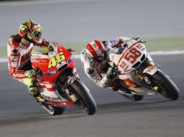 This time next week rossi will be on his summer holidays, wondering whether he should stay or should he go. Marco Simoncelli Sic58 Valentino Rossi Vr46 Valentino Rossi Valentino Rossi 46 Racing Motorcycles