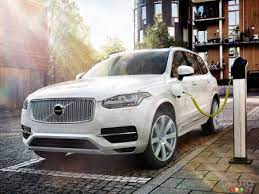 The best hybrid 4x4s can be as cheap to run as family hatchbacks, yet also offer the extra space and pace many covet. Top 10 Plug In Hybrid Suvs In Canada Car News Auto123