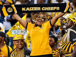 In soweto kaizer chiefs attack through kearyn baccus. Kaizer Chiefs Vs Orlando Pirates 6 Classic Clashes In The Soweto Derby 90min