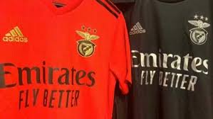 Sobre o governo (quando diz que estamos a ter um prec de direita). Adao E Silva E Os Novos Equipamentos Do Benfica Proxima Direcao Vai Poder Reverter Esta Aberracao Benfica Jornal Record