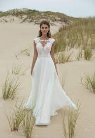 Wählen sie ein vintage hochzeitskleid von unsere weiße vintage kleider oder spitze vintage brautkleider aus. Wedding Lounge Brautmoden In Ingelheim Brautkleid By Le Rina Hochzeitskleid Hochzeitskleider Vintage Brautmode