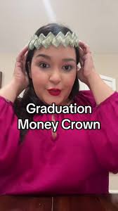 How to make a money crown with dollar bills #graduationpresent  #graduation2023 #moneycrown #moneycrowntutorial