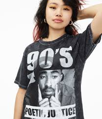 Things are getting graphic with rue21's graphic tees for girls. Poetic Justice 90 S Tupac Boyfriend Graphic Tee