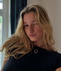 Finding Carly Jane OnlyFans: What People Are Looking For Online