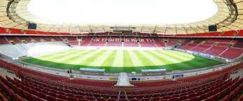 „so wie die dfl sowie die betroffenen ligen und verbände lehnt auch der vfb konzepte für eine europäischen super. Mercedes Benz Arena Vfb Stuttgart Guide Football Tripper