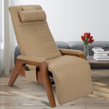 A zero gravity massage chair comes with a moveable footrest that helps to extend your knees and elevate your feet slightly above your heart. The 10 Best Zero Gravity Massage Chairs For 2021