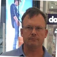 Lindsay Lake's Instagram, Twitter & Facebook