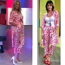 Nunca me imaginé que cumplir 50 años se iba a sentir tan lindo. Yanina Latorre Y Karina Mazzocco Eligieron El Mismo Conjunto Estampado Que Look Te Gusta Mas Carasweb Carasmoda Fashion Kimono Top Women