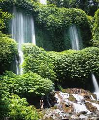 Air terjun benang kelambu setokel lombok tengah adalah destinasi wisata alam yang dekat dengan kota mataram. Benang Stokel And Benang Kelambu Waterfall Guide Lombok We Seek Travel Blog