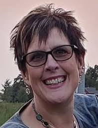 Amy Sicard's Instagram, Twitter & Facebook