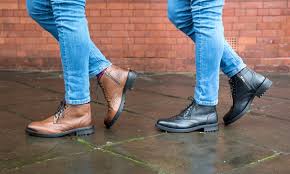 Les plus produit col et languette rembourrés talon et bout renforcés fermeture par lacets ronds cirés 6 œillets. Jusqu A 78 Boots En Cuir Homme Redfoot Groupon