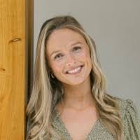 Jennifer Watterson's Instagram, Twitter & Facebook