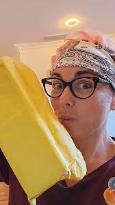 Merci Achedaway pour ce mini scraper !, Très belle découverte — j’ai hâte  de le tester avec ma clientèle. 🙌, Thank you, Achedaway, for this mini  scraper!, Such a great discovery — I’m really looking ...