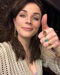 Aisling Bea On Instagram Oh Hi It S Me Aisling Your Overly Bejewelled Pal Who Clatters Around This Earth Wi Aisling Bea Irish Beauty Stand Up Comedians
