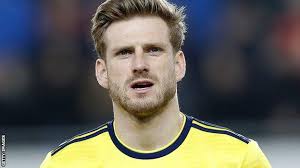 From his wife or girlfriend to things such as his tattoos since you've been viewing this page, stuart armstrong has earned. Stuart Armstrong Southampton Sign Celtic Midfielder On Four Year Deal Bbc Sport