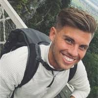 Calvin Mccrea's Instagram, Twitter & Facebook