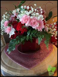 Floral Design Container Crazy Ct #floraldesignclass #floraldesignclasses #dtla #flowers #floraldesign #flowerschool #diy.