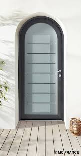 Porte D Entree Cintree Mixte Bois Aluminium Un Projet De Renovation De Porte D Entree Ou Menuiseries Exterieures S Portes Cintrees Maison Fenetres Cintrees