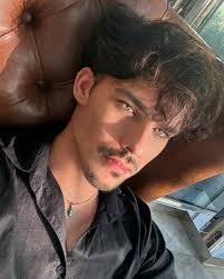 Abdullah Saeed (@syedabdula) • Instagram photos and videos