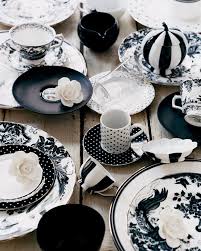 Black And White Dinnerware Black And White Dishes Black And White Dishes White Tableware White Dinnerware