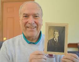 Lakeville family's patriarch nearly boarded Titanic