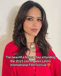 Alisa Diaz's Instagram, Twitter & Facebook