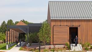 Fiberon horizon features the most dramatic tropical looks available in composite decking. Exterior Cladding Composite Wood And Many Colors Ridgeline Decks
