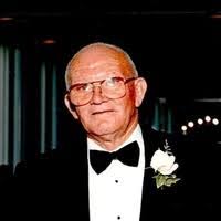 Dorothy Lavender's Instagram, Twitter & Facebook