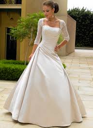 Maybe you would like to learn more about one of these? Brautkleider Mit Jacke Oder Mit Armel Brautmoden Und Abendmoden Online Shop
