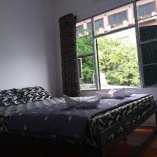 Army Barracks Guesthouse A 4 Minute Walk From Organic Mulbery Farm Cafe Army Barracks Hostel Is Located In Vang Vieng And Has Barbecue Guest House Hostel Hotel