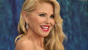 Billy Joel Sings to Christie Brinkley 40 Years After 'Uptown Girl'