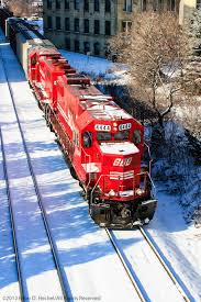 Soo 4444 One Of The Milwaukee Yard Jobs Pulls Up To The 6th Street Viaduct As It Assembles An Outbound Train Milwaukee Wisconsin Train