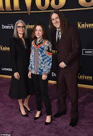 Pictured from left are yankovic's wife suzanne yankovic and daughter nina yankovic. Weird Al Yankovic Shares Uplifting Story About Reconnecting With 9th Grade Crush 50 Years Later Australiannewsreview