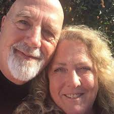 One Cool Dog, 97900 Shopping Center Ave, Ste 5A, Brookings, OR 97415, US