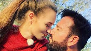 Michael Wendler Seine Freundin Laura Geben Erstes Paar Interview Schweizer Illustrierte